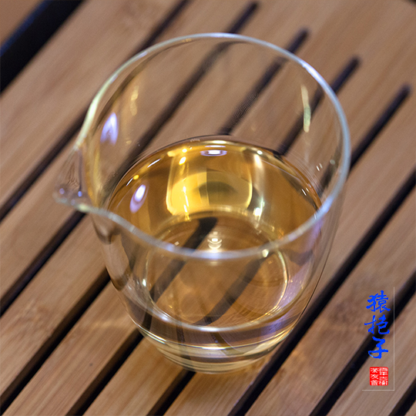普洱生茶【桃源春水】 猿抱子明清古茶樹 餅裝357g - Image 3